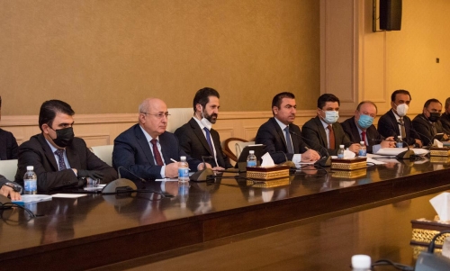 لمناقشة قانون تمويل العجز المالي.. الوفد الكردي برئاسة طالباني يصل البرلمان