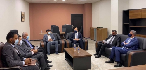 وزير النفط يوعز بتخصيص 300 مليون دينار لمركز الثلاسيميا