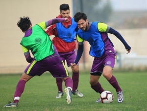 بالصور.. النفط ينهي وحدته الرابعة استعدادا لنزاله والهلال السعودي