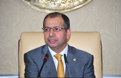 القضاء يغلق الدعوى بحق الجبوري لعدم كفاية الادلة باتهام وزير الدفاع