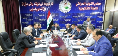 القانونية النيابية تطلب نصف ساعة للصياغة الاخيرة للعفو العام