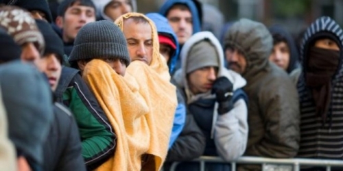 المانيا تتوقع قدوم 300 الف لاجئ هذا العام 