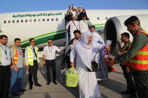 وصول أول قافلة للحجاج العراقيين عبر مطار النجف