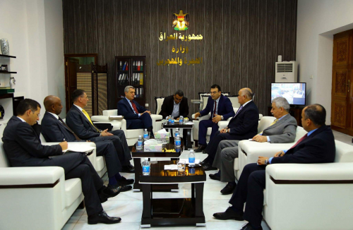 الهجرة: تهيئة 50 الف خيمة لإيواء نازحي الموصل  